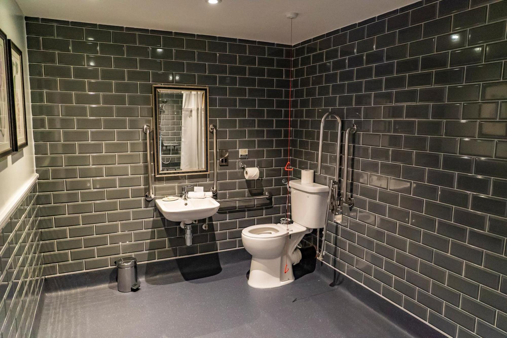Mytton And Mermaid - Brunning And Price Hotel 4*