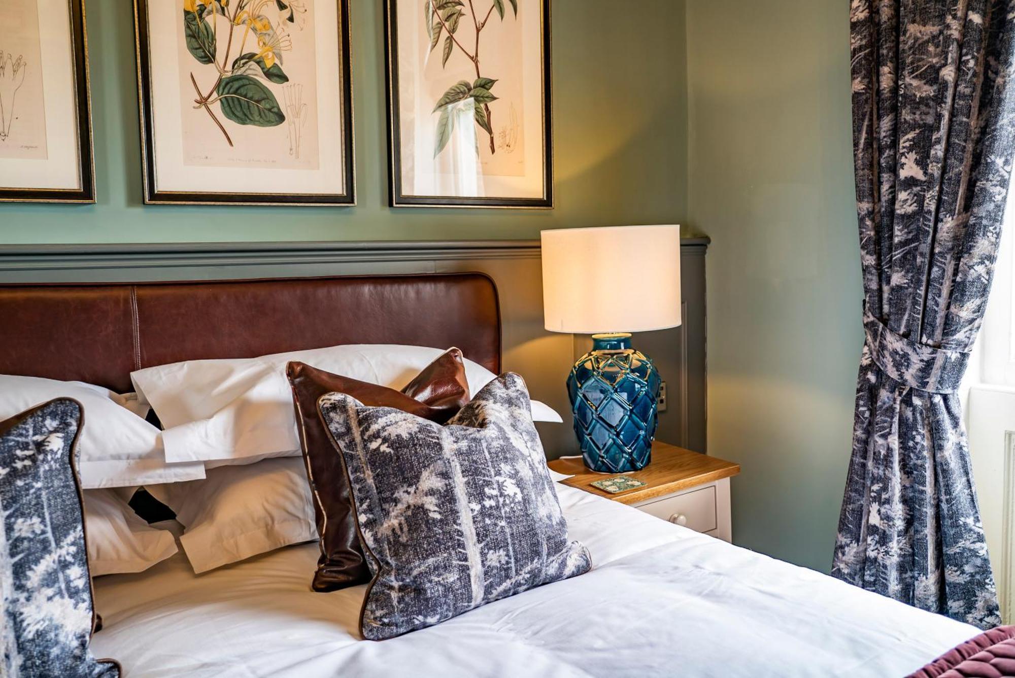 Hotel Mytton And Mermaid - Brunning And Price