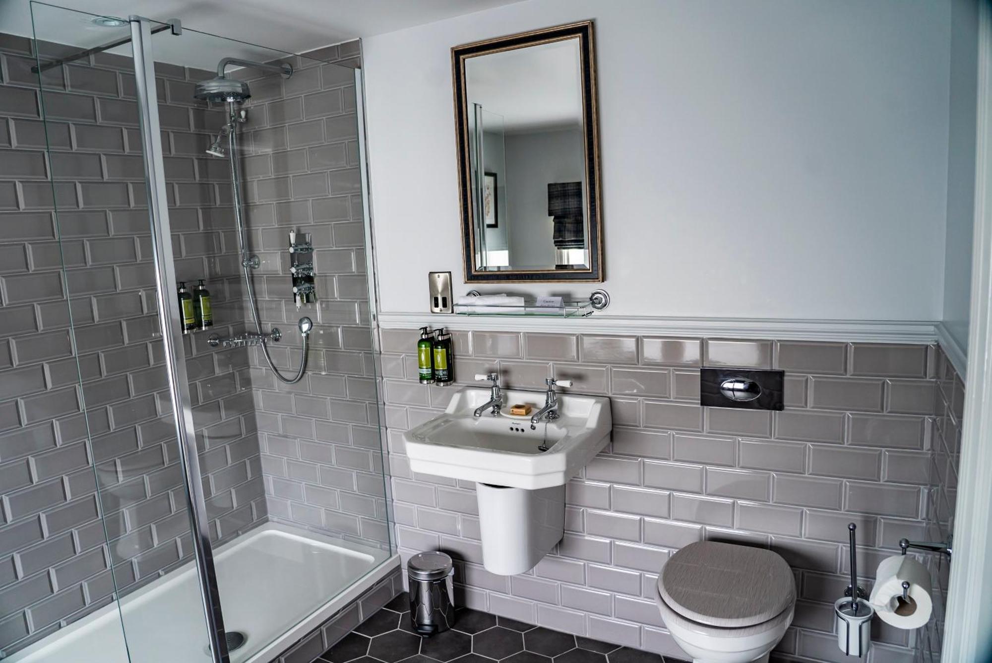 Mytton And Mermaid - Brunning And Price Hotel 4*